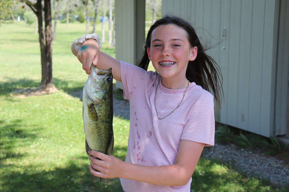 KidsOutFishing's tweet photo. Smiles from video games fade, these smiles last #forever
Summer might be over but you can still get out with your #kids and #fish.
#takeakidfishing #MoreTackleboxesLessXboxes #getemhooked https://t.co/cx9x6dMZuF