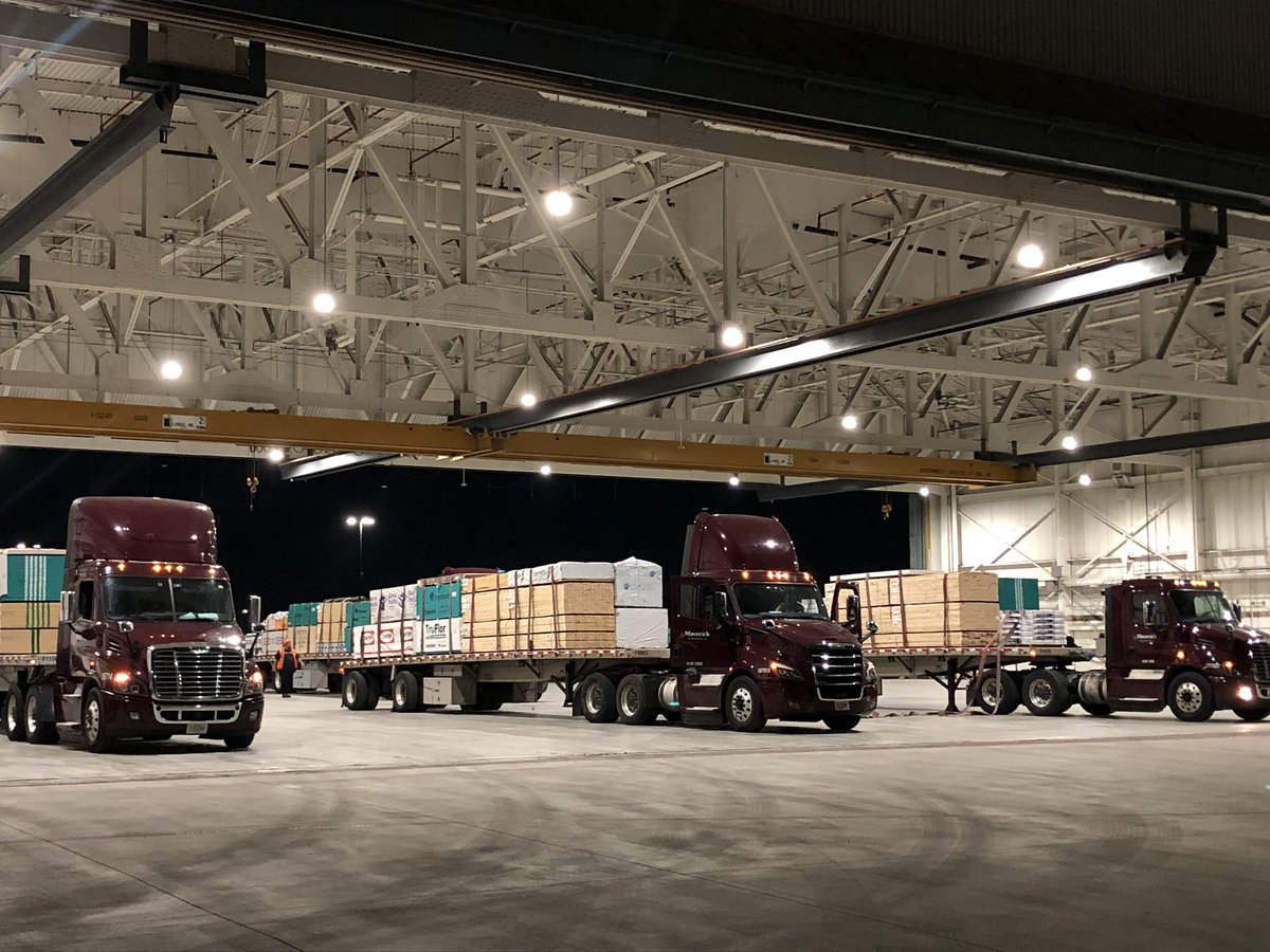 And they are off!  Our first week of outbound is underway and we couldn’t be more excited. These trucks were loaded with pride and are rolling towards our home team in D111. #greatpartners #OneSupplyChain