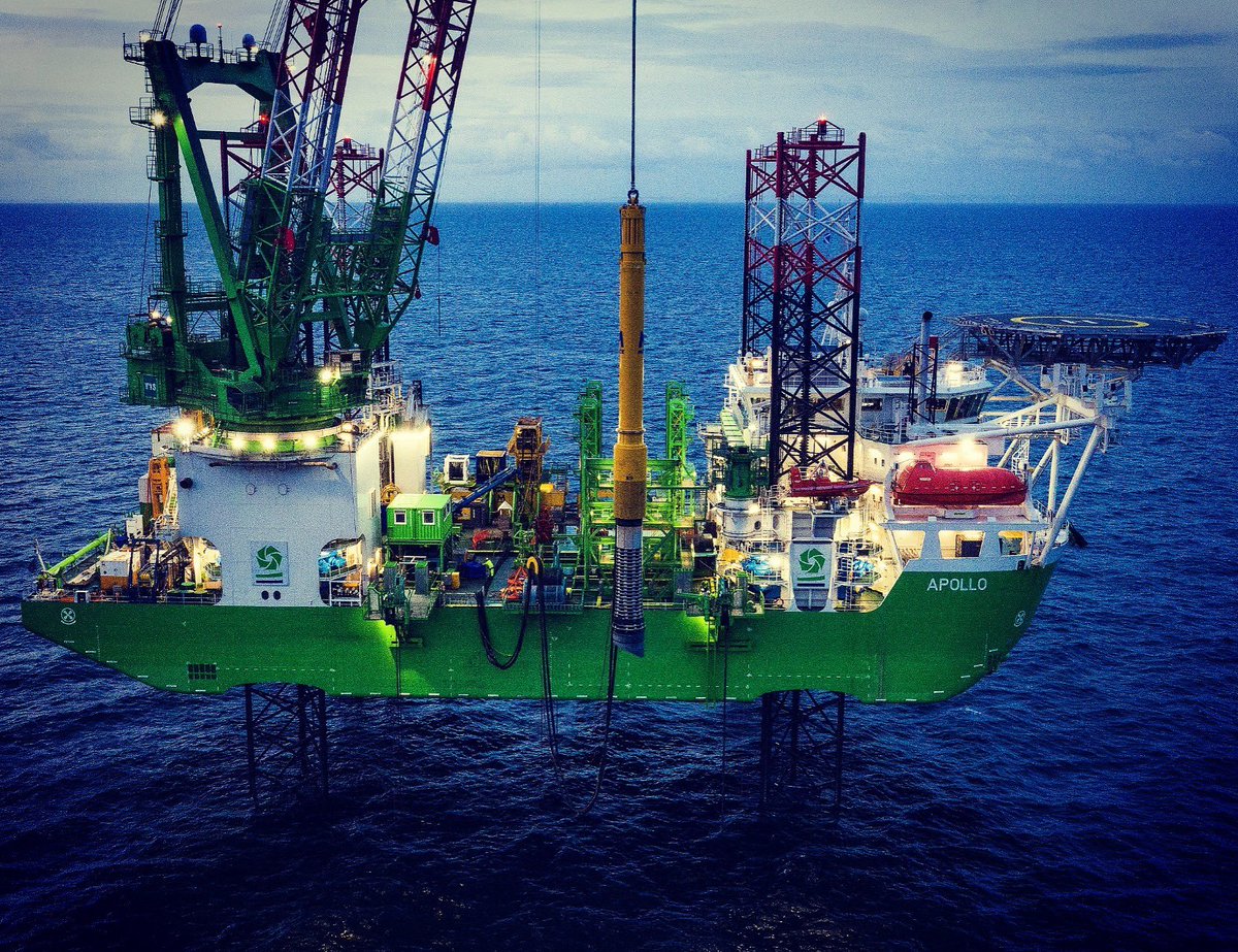 VesselFinder's tweet image. Piling installation at Moray East offshore wind farm crosses halfway point
vesselfinder.com/news/16303-Pil… #DEMEOffshore #MorayEast #WindFarm #JackUp #InstallationVessel #Apollo #offshore #DEME