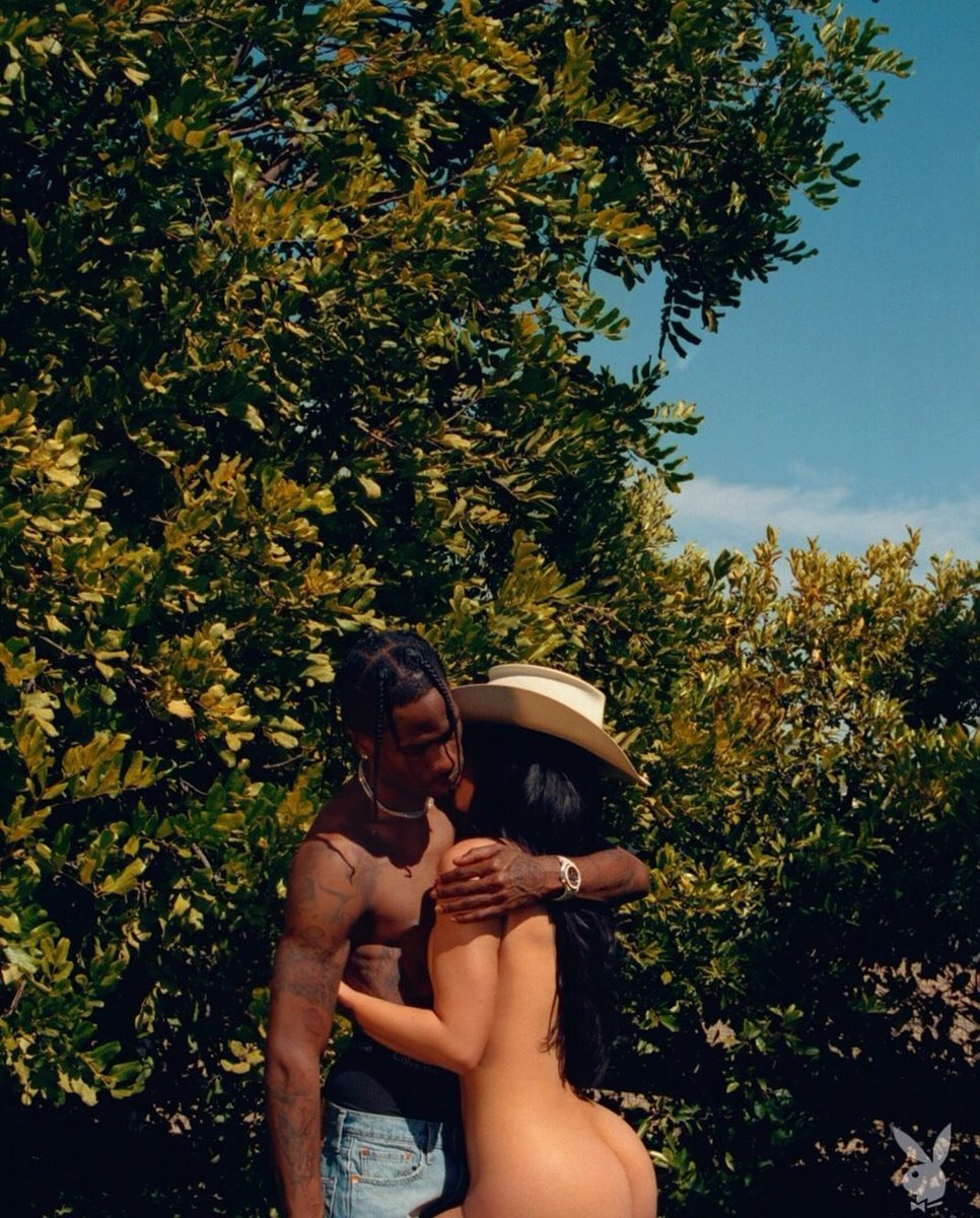 kyliejennerbth's tweet photo. ภาพจากอินสตาแกรมของไคลีย์ล่าสุดค่ะ เป็นการรวมงานกับทาง @Playboy แต่จะเป็นอะไรนั้นต้องมารอติดตามกัน 🖤🔥
#WildInLove https://t.co/IoToVP0DtO