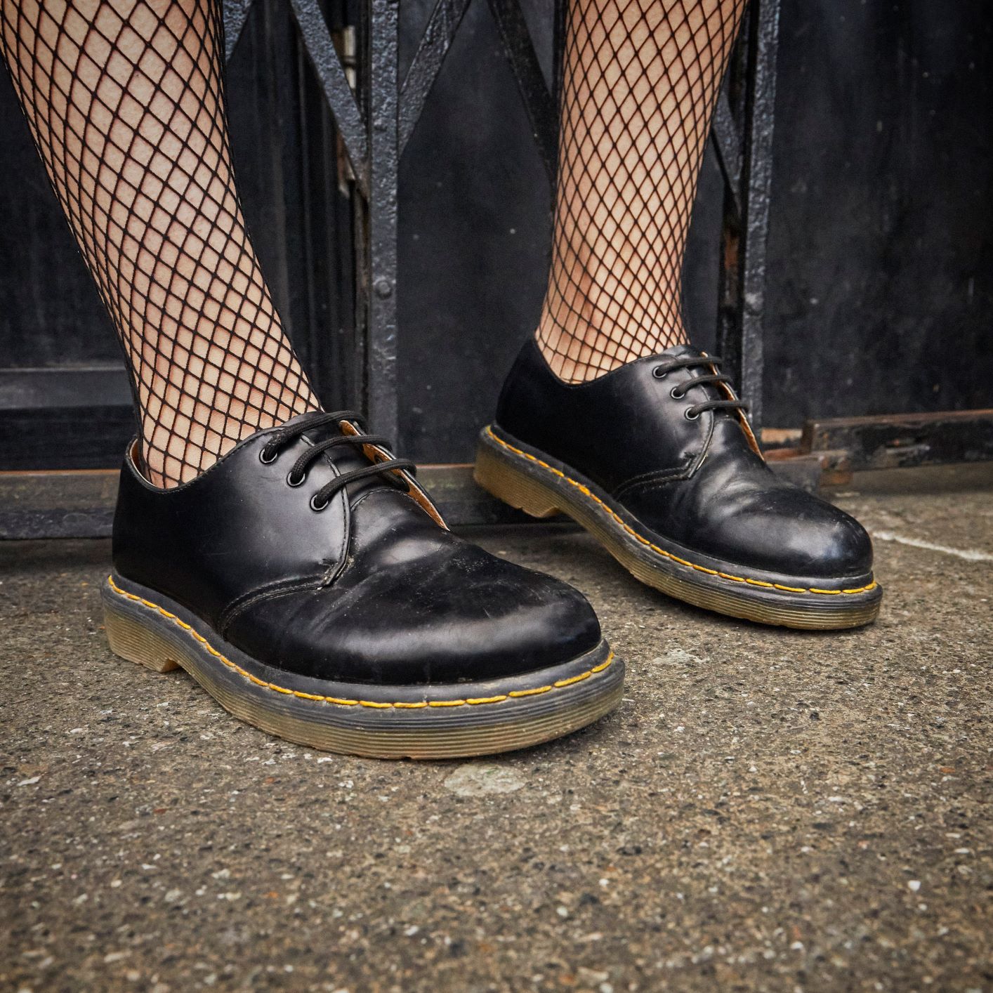 Dr martens scuff repair sale