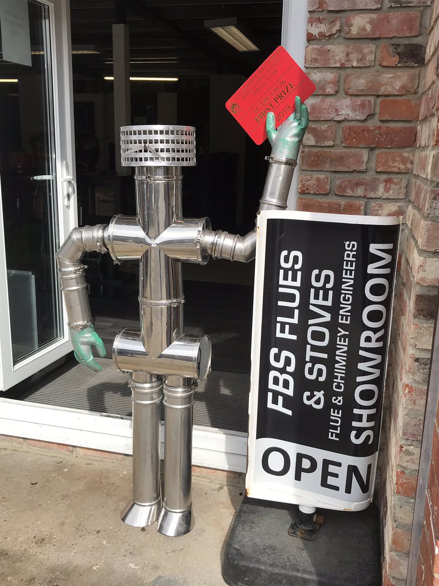 fbs_flues's tweet photo. Thank you to @GillShafts for awarding our ‘Flue Man’ 1st prize in the scarecrow challenge! He will continue to hold his award, proudly in our showroom! #award #agriculturalshow #woodburner https://t.co/Ijeqzp94Ry