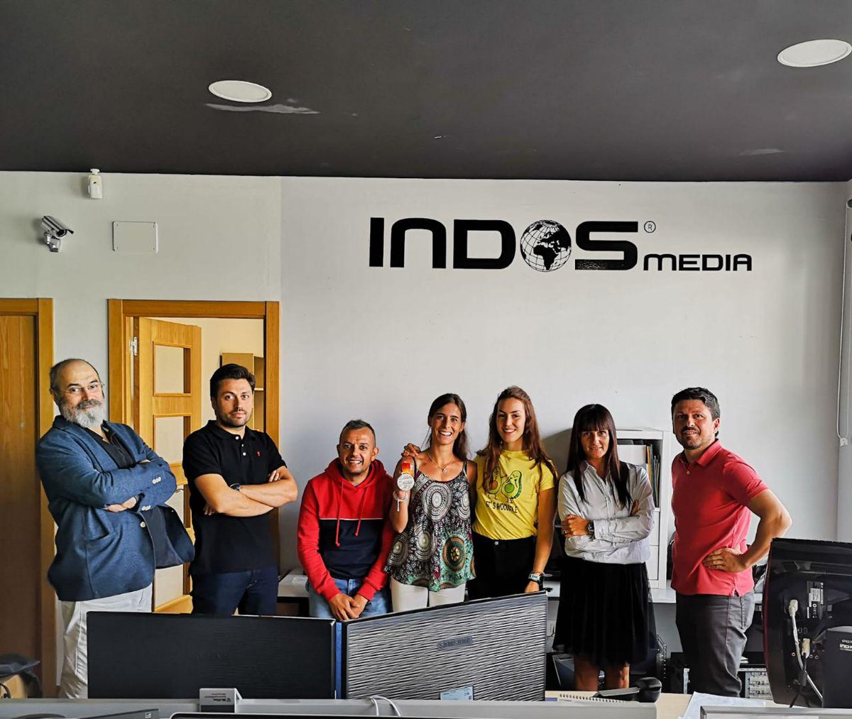 Ayer tuvimos una visita especial🙌, nuestra #atleta <a href="/Valva_CG/">Valvanuz Cañizo González</a> nos trajo su medalla de plata 🥈 en el Campeonato de España de #heptathlon 🏆
Para nosotros es un orgullo poder colaborar 🤝con deportistas  y habernos encontrado en el camino con esta gran persona. Vamos 💪!!!!