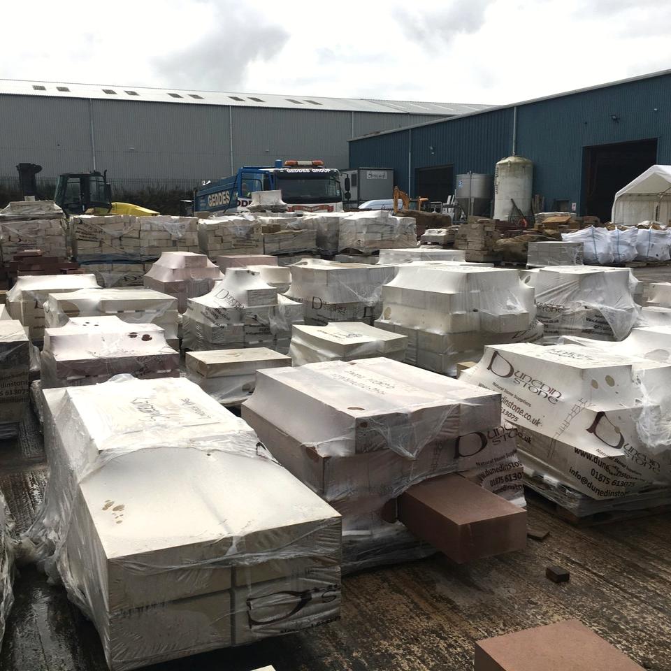 DunedinStone's tweet photo. BANK HOLIDAY CLOSURE!!
We will be closed from Friday 13th until Tuesday 17th for the September weekend. 

Please make sure to collect your orders in the next few days before we close as there will be no access to our Macmerry site during this time. Thank you.

#holiday #pallets https://t.co/c4kolb7J9u