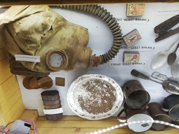 Народный музей в поселке Мины, посвященный подвигу советских солдат Народный музей в поселке Мины, посвященный подвигу советских солдат августа, корпуса, тысяч, рубеже, Лужском, корпус, сентября, немцы, войска, около, советские, смогли, прорваться, оборона, оборону, часть, стороны, человек, войны, только