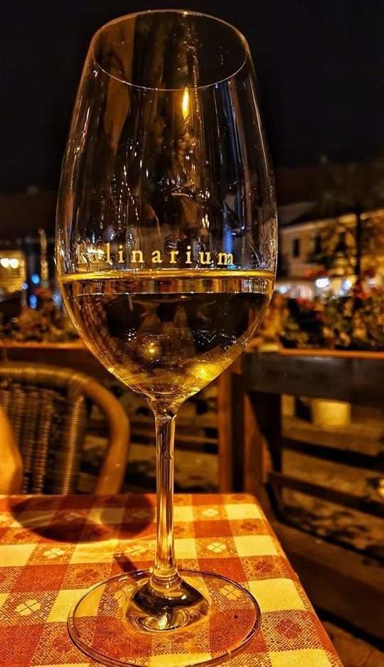uVibeApp's tweet photo. They say Sibiu get's even nicer during fall time. Come see it for yourself, and while you are there, try some amazing food at Kulinarium. 😍➡️ https://t.co/7zgrnK8sdy
#sibiu #food #foodie #victorarguinzoniz #foodtravel #axpe #axtondo #basque #eeeeeats #michelin https://t.co/bhjzb7sxuG