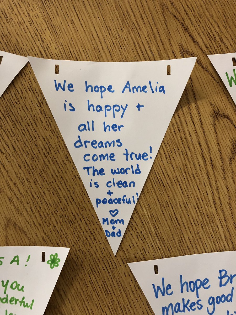 EmilyMavity's tweet photo. It was wonderful meeting so many @dpkwrdsb families last night! THANK YOU for sharing your hopes and dreams with me. It’s going to be an incredible year!💓 https://t.co/EJOcMCJe5r