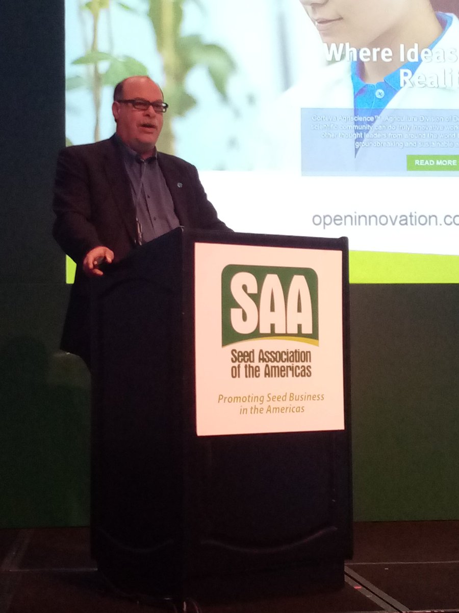 SAA__seed's tweet photo. Marc Cool from Corteva expone sobre usos actuales de nuevas tecnologías: perspectiva de una empresa global de semillas en la segunda jornada sobre Innovación &amp; Nuevas Tecnologías en el 7th Congress of the Americas 2019 #SAAseed2019 #SAACongress2019  #SeedCongress2019 https://t.co/kDEq55kdFP