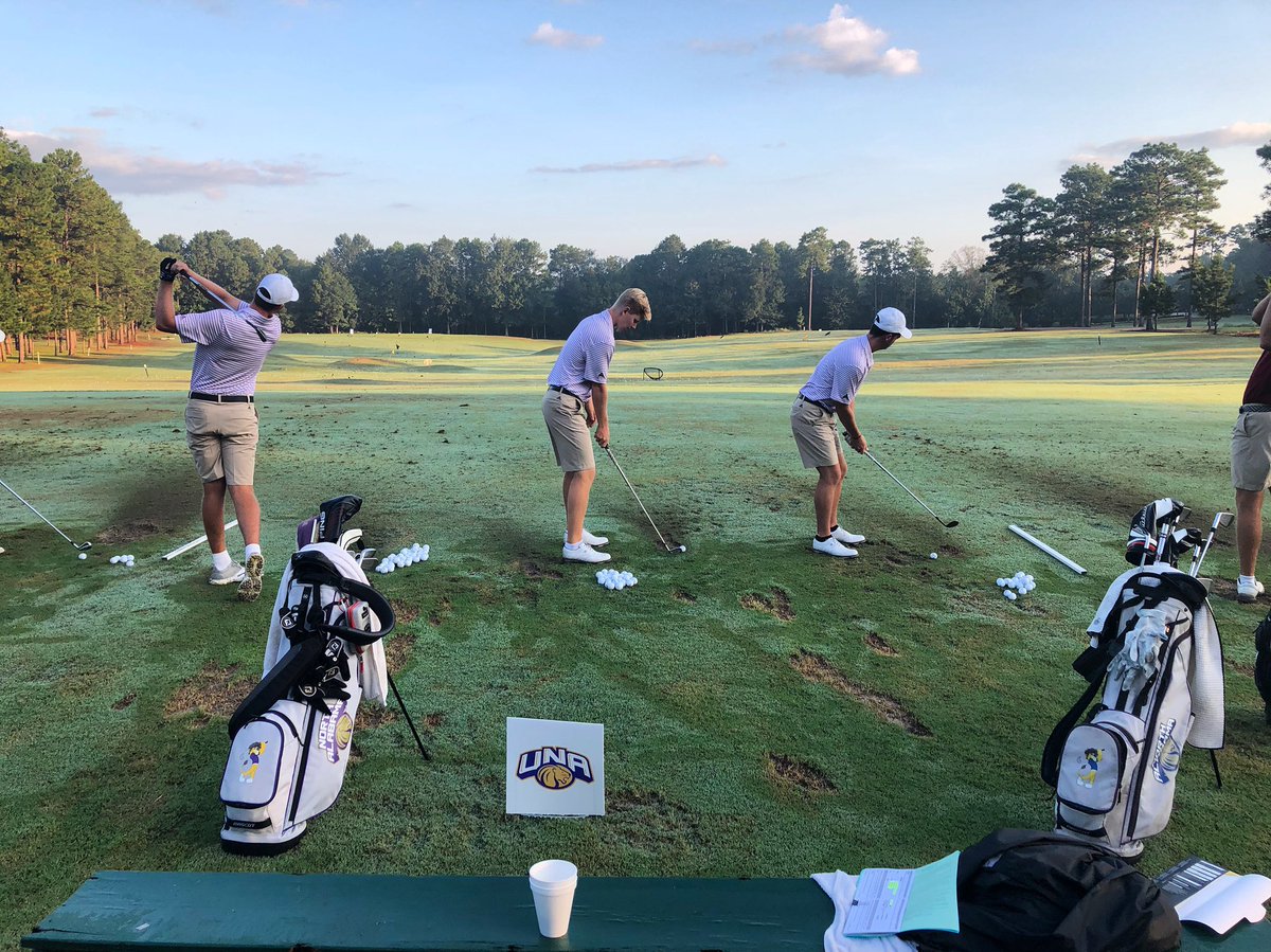 UNAgolf's tweet photo. Warming up for the final rounds of the Sam Hall Intercollegiate! Ball in air at 8am 🦁⛳️💪🏽 #RoarLions https://t.co/mtszrya1Be