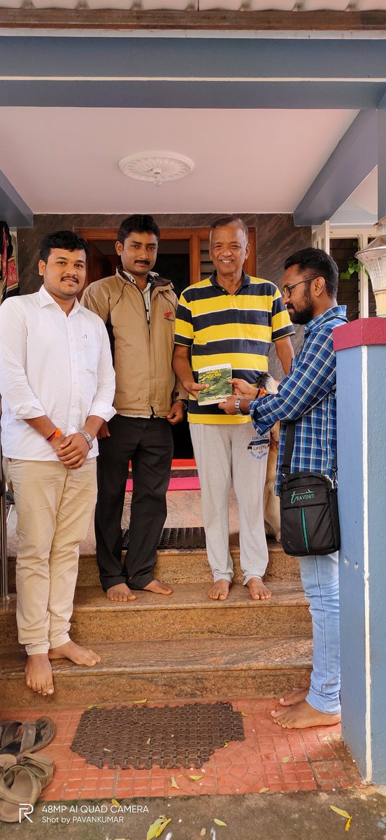 pavangkarikatti's tweet image. ಅವ್ವಾ, ಮಗನಿಗೆ ಏನ್ ತಿನ್ಸಿ ಬೆಳ್ಸಿದ್ಯವ್ವಾ....? ಅಂತ ಸಿಯಾಚಿನ ಹಿಮದಡಿಯಲ್ಲಿ ಸಿಲುಕಿದ್ದ ಹನುಮಂತಪ್ಪ ಕೊಪ್ಪದನ ತಾಯಿಗೆ ಮಿಲಿಟರಿ ಮುಖ್ಯಸ್ಥರು ಪ್ರಶ್ನೆ ಕೇಳಿದ, ರೋಚಕ ಕಥೆಯನ್ನು @santhammaiah ಅಣ್ಣಾ ಮೈ ರೋಮಾಂಚನ ಆಗುವ ಹಂಗ ಬರದಾರ.
#BookReleaseFunction #September16th #Hubballi
#SamaraBhairaviHubballi