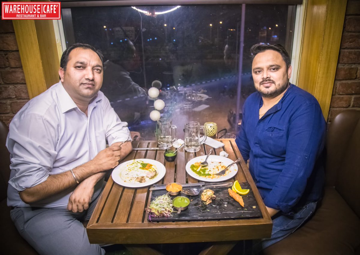 WareHouseMohali's tweet photo. What a #thrilling night it was with Amar- #ComedyWala at #WarehouseCafeMohali.
We would like to congratulate him &amp; #kudos to all those who cheered for an exceptionally great #ComedyNight!
📞8926902000/9592499995
#BestInTown #NightClub #CrazyNight #LocalSpot #LuxuryExperiences https://t.co/fzajNR3dyL