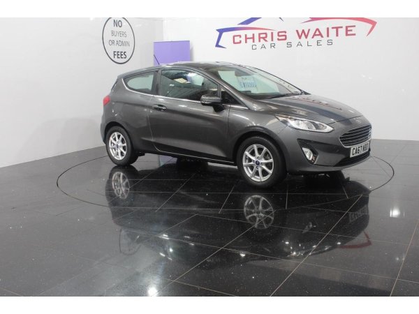 car_waite's tweet photo. JUST 6,000 MILES!
2018 (67) Ford Fiesta 1.0 T EcoBoost Zetec (s/s) 3dr
15in 8-Spoke Alloy Wheels
6.5in Touchscreen
Hill Start Assist 
Start-Stop System
Practically Brand New 
£9,995
https://t.co/YrDj9izTGP
#usedcar #Blackwood #Ford #Fiesta #carforsale #cardealer #dealership #cars https://t.co/opoMhRaQL8