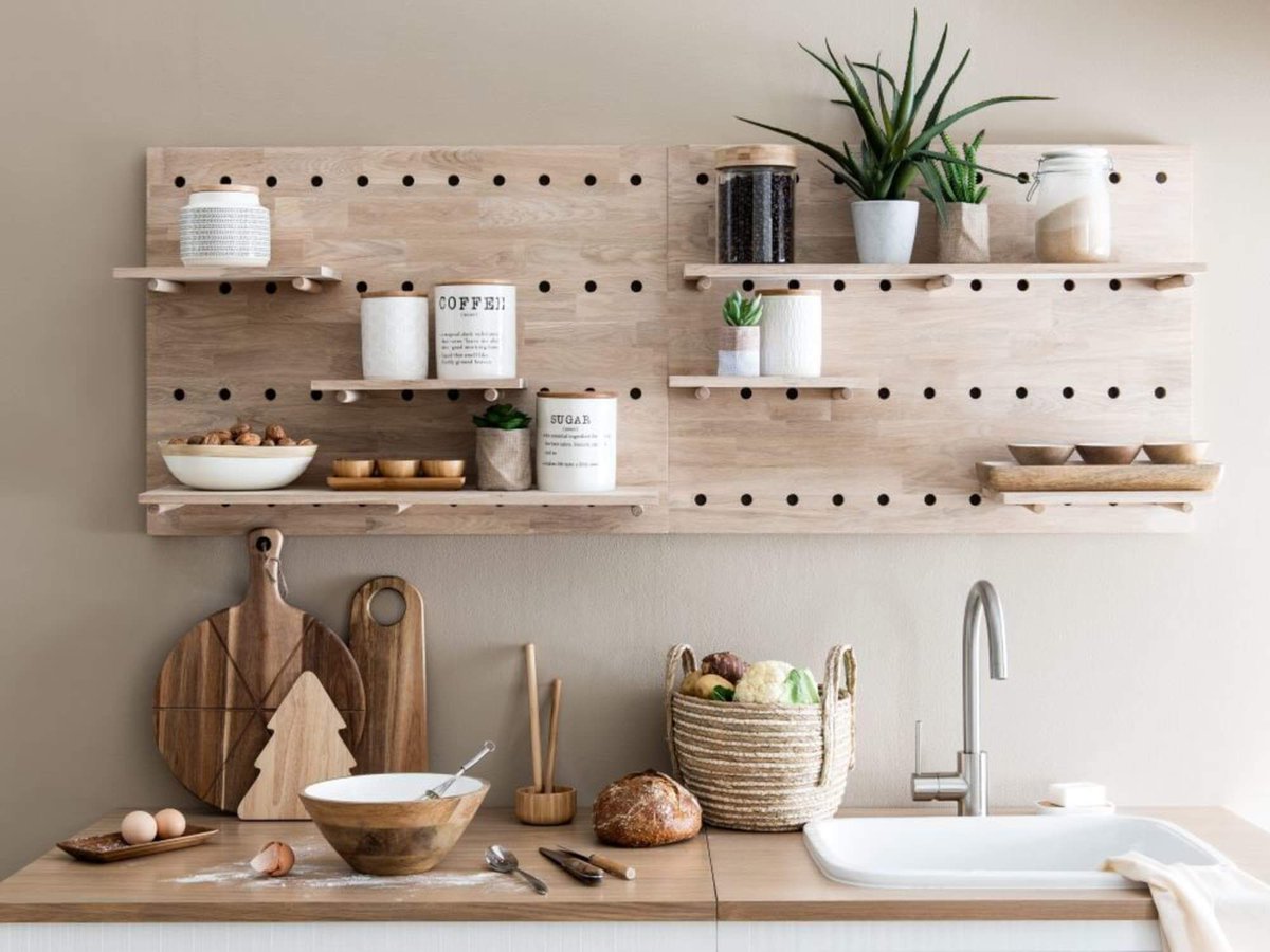 ufurnishcom's tweet photo. Injecting style into a small space can be a real challenge, especially when it is a space that is being used as much as a kitchen normally is... Read 5 Top tips for Small Space Kitchens by @MDM_EN here: https://t.co/TaHwcAg4Ix
#SmallSpaceLiving #HomeInteriors #MyMDM #Kuldea https://t.co/AU1CcDAgE3
