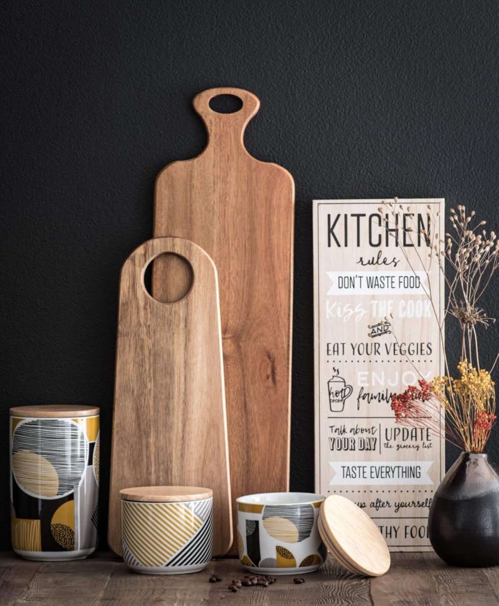 ufurnishcom's tweet photo. Injecting style into a small space can be a real challenge, especially when it is a space that is being used as much as a kitchen normally is... Read 5 Top tips for Small Space Kitchens by @MDM_EN here: https://t.co/TaHwcAg4Ix
#SmallSpaceLiving #HomeInteriors #MyMDM #Kuldea https://t.co/AU1CcDAgE3