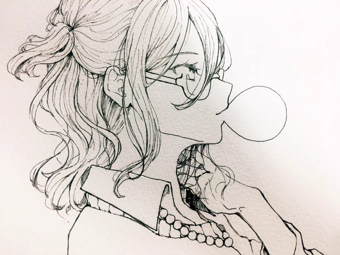 4年前くらいに似たような構図で同じファブ描いたんよね〜
さすがにめっちゃ上達した 