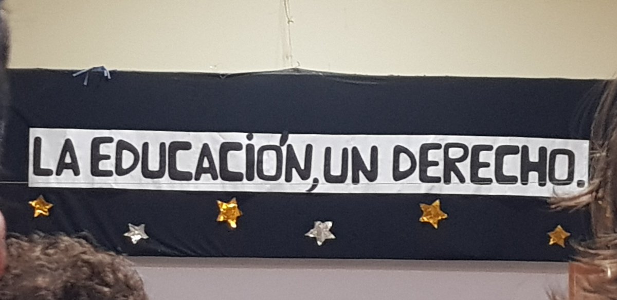 Así de clarito... y feliz día a los maestrxs mañana.