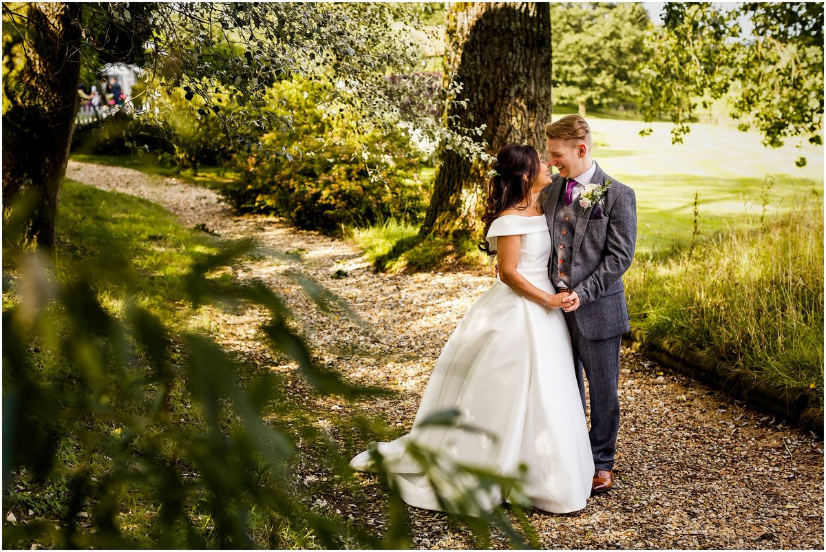 The new Mr &amp; Mrs Parslow. 

#russetswedding #annabphotography #augustwedding #weddingseason2019 #bride #groom #weddingday #coupleportraits