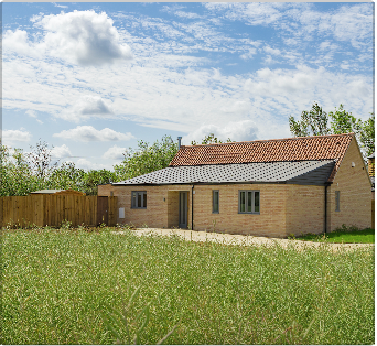 LaraghHomes's tweet image. You can now view The Harlock! This brand-new, three-bedroom #single-storey home is perfect for #downsizers and one-level lifestyles, with #Cambridgeshire views, a vaulted living room, underfloor heating and wood-burning fire for £415,000 - just contact @CheffinsPropert to view.