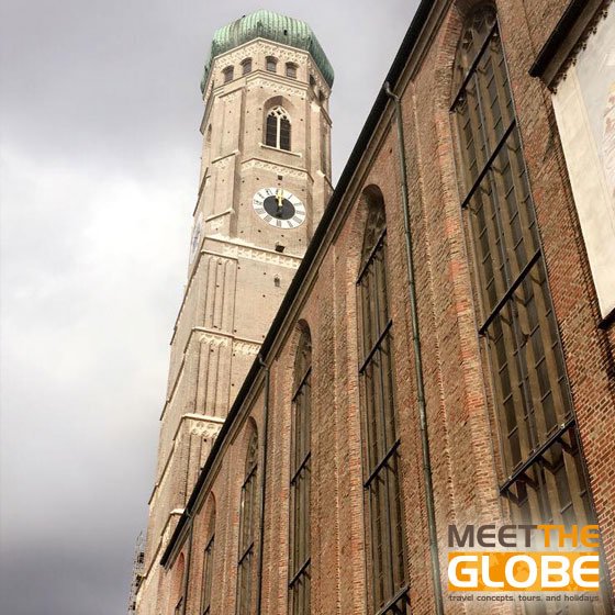 meet_the_globe's tweet photo. 🇬🇧Book a #trip to #Munich
🇩🇪Buchen Sie eine #Reise nach #München
🇪🇸Reserve un #viaje a #Múnich
#frauenkirche #visitgermany #germanytravel #culturaltour #individualtours #travelgermany #tourismgermany #münchentourismus #visitbavaria #bavariatravel #bavaria #churches #meettheglobe https://t.co/0YeRfZzz3j