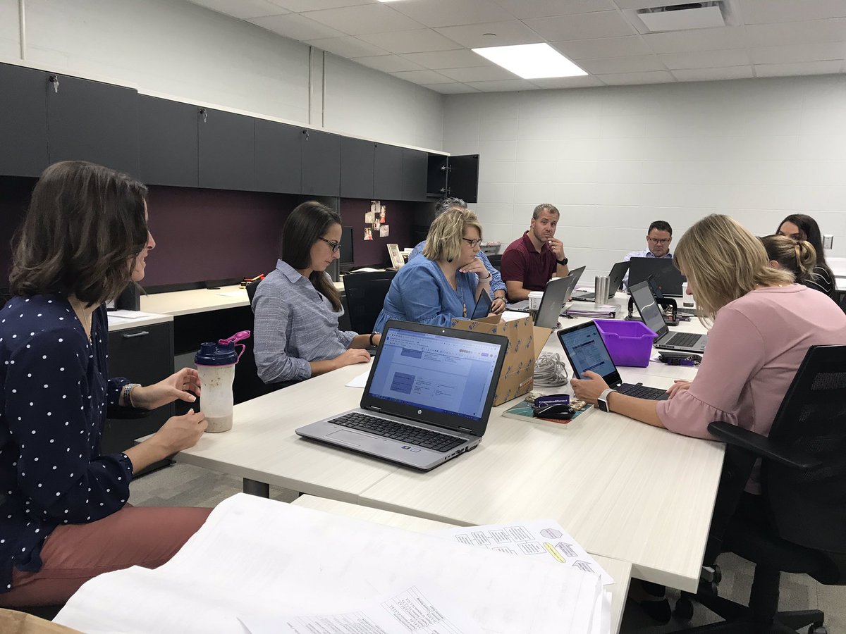 CTE teachers are working on a looks like/sounds like document for their shared employability standards. #atplc #GrowingLearnersAndLeaders #FutureReadyIowa