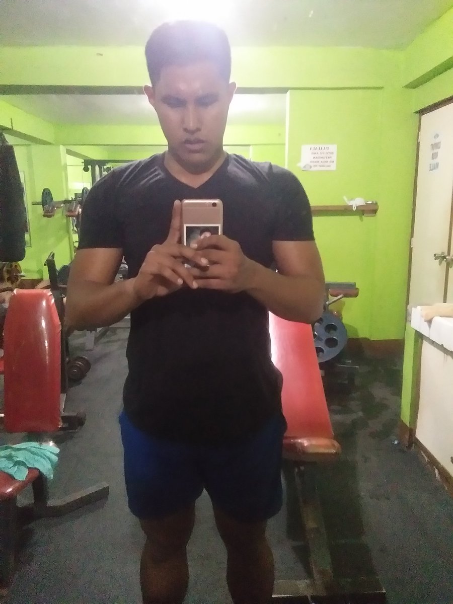 Jhay_borje12's tweet image. Thankyou Lord nabubuo na chest ko!💪🙏🙏 #EveningGrind💪