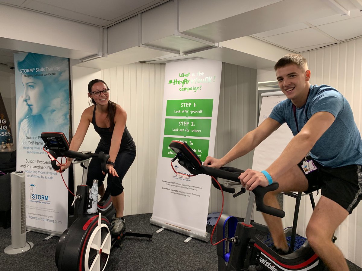 storm_cic's tweet photo. Waterside Boys v’s girls team challenge ⁦@WatersideDids⁩ for #WSPD2019 ⁦@cycle_globe⁩ who will be champions? Can they beat team Police ⁦@GMPStockport⁩ total of 62k?! https://t.co/fFoocD4aQq