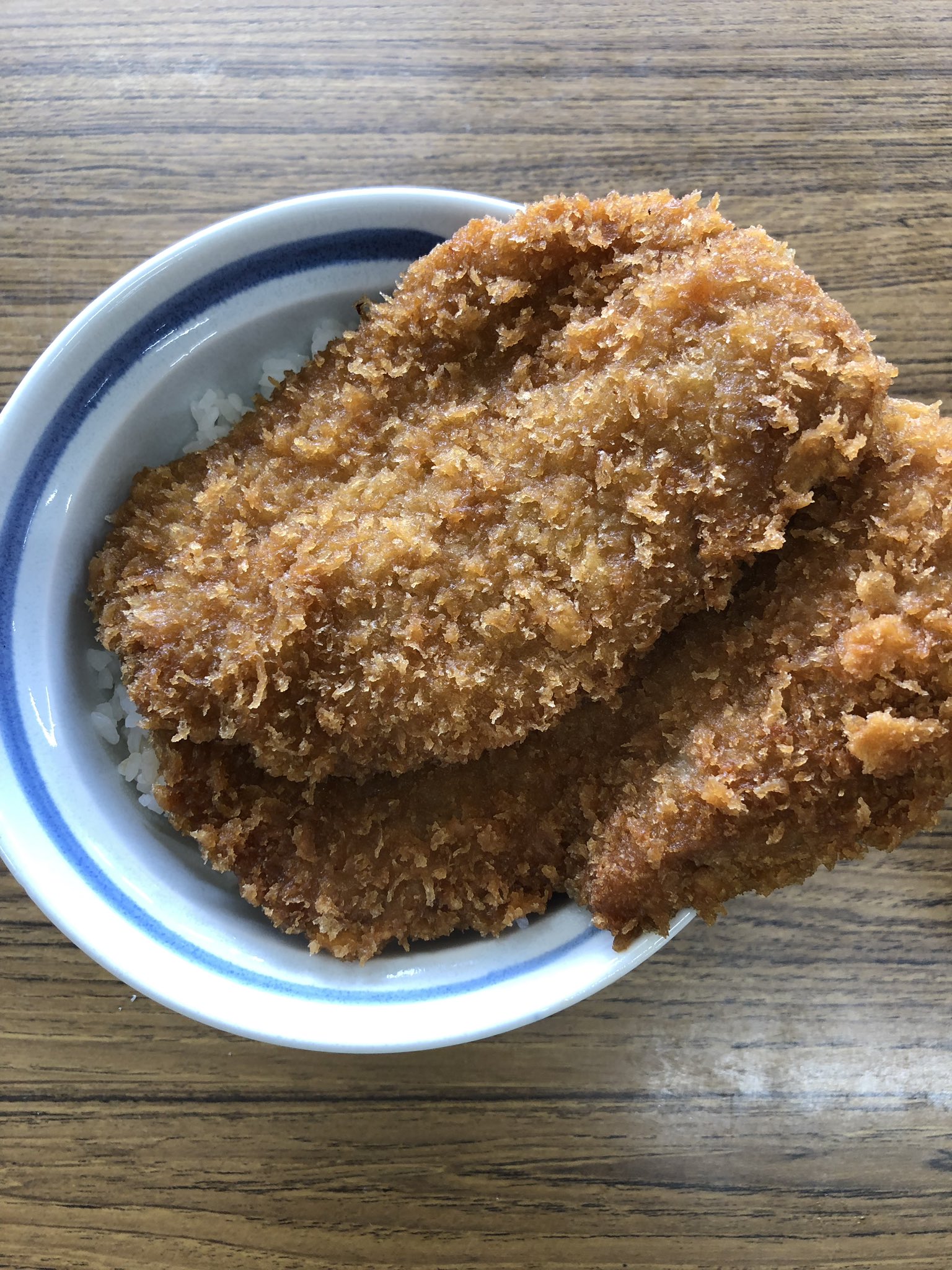 まっちゃんあつしの歩き方 三峯神社入り口にある大島屋で名物のわらじカツ丼食べました 秩父鉄道cmで吉高由里子さんや土屋太鳳さんがカツ食べてたお店です