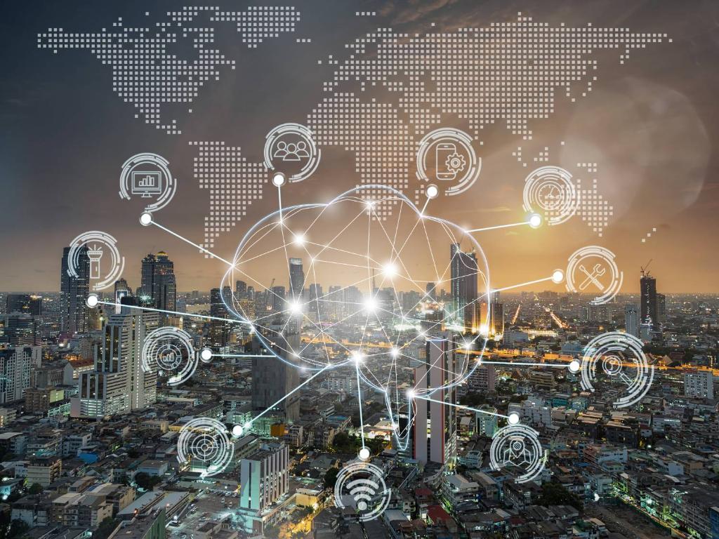 SAS_DACH's tweet photo. "Das #E4TC bietet mit seiner Infrastruktur und Partnerlandschaft eine ideale Plattform, um unseren Kunden den Einsatz von #AI mit #SAS live und „in Farbe“ darzustellen." - @DominikStrauss1 (@SAS_DACH) im Interview: https://t.co/jPBKKvSnBj #IoT #IIoT https://t.co/qPGbG8PlE1