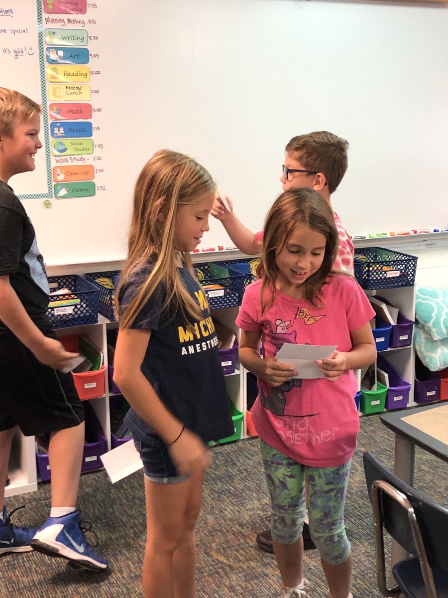 south_3rd's tweet photo. Third graders love to spread kindness! :) #SMEmpowers #positivelysouth https://t.co/LpEAEuIH1b