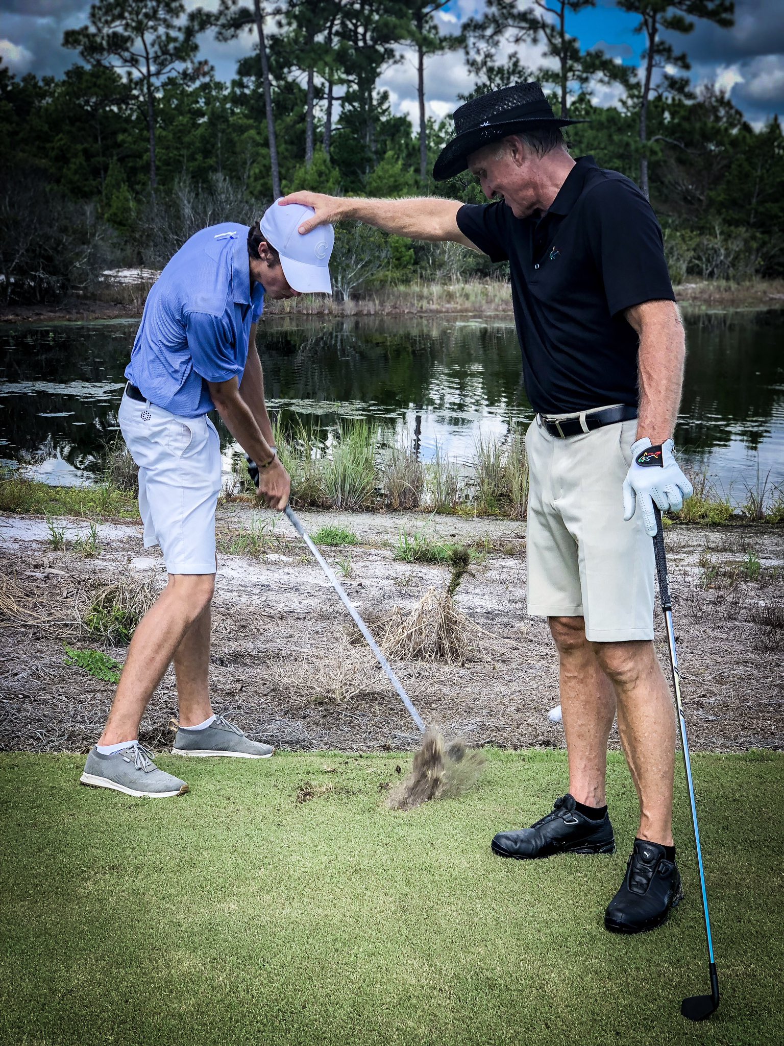 Clarkes golf hotsell shoes