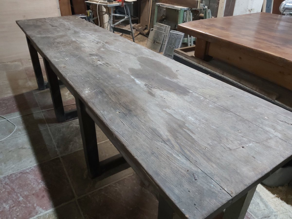 Reclaimed2's tweet image. 9ft workbench dragged out a barn, cleaned up, frame tightened and rewaxed. Available now.