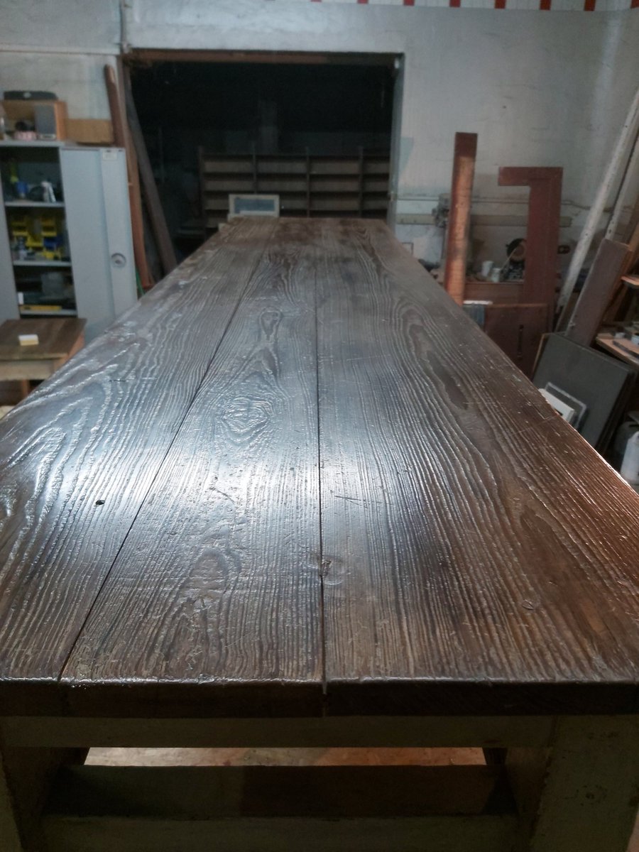 Reclaimed2's tweet image. 9ft workbench dragged out a barn, cleaned up, frame tightened and rewaxed. Available now.
