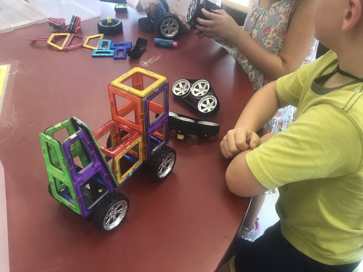 STEAMCameronES's tweet photo. My kindergartners @CameronElem started working as automotive engineers to build push and motorized cars with magnaformers. We learned a lot of car parts and how they work together. Next week, we build cars from scratch! #tinkerthinkerengineers https://t.co/KHWgIe7dse
