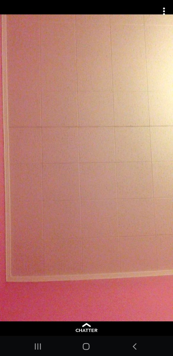 CarteronEva's tweet image. Le carrellage sur le plafon ou le sol tel est la question .. 😂