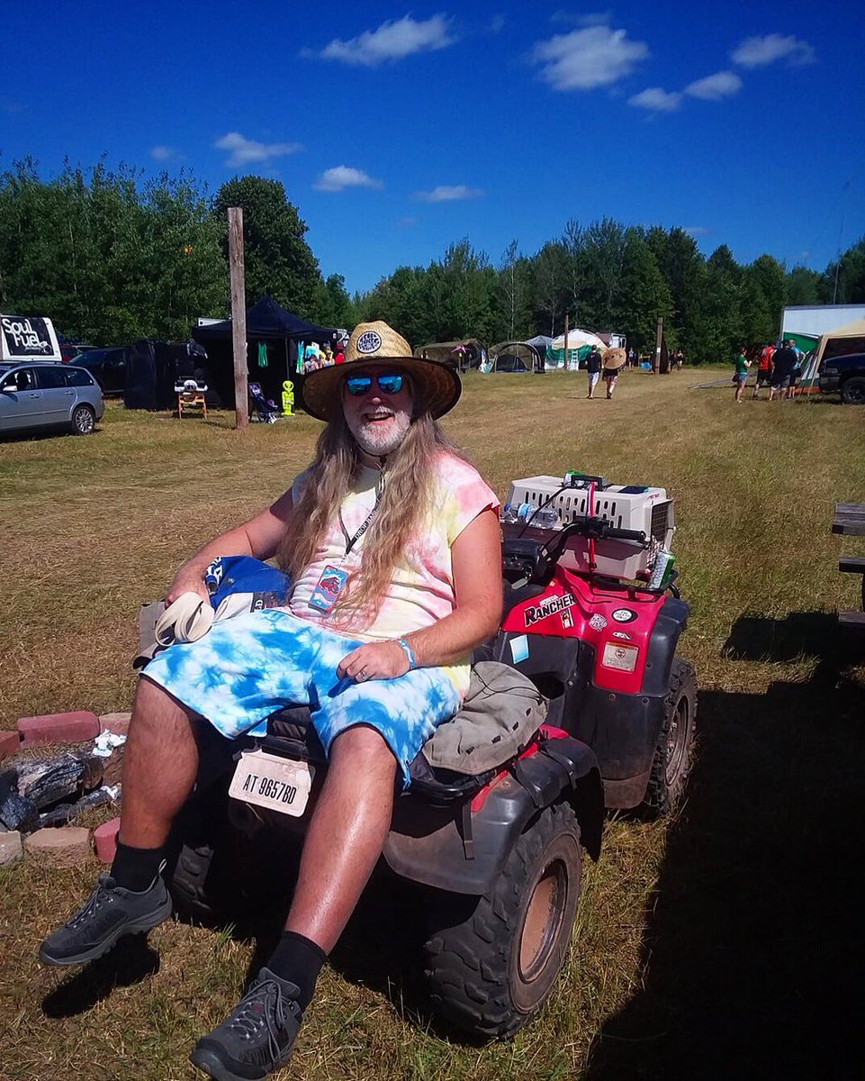 tommiesunshine's tweet photo. just a Midwest Raver at #EvenFurthur on the back of Jes Oneβs ATV Four Wheeler & playing dog whisperer to his pooch Mia Mea. πβ οΈβ¬οΈπ#DropBassNetwork #MidwestRaves https://t.co/iCpKe2kkBJ