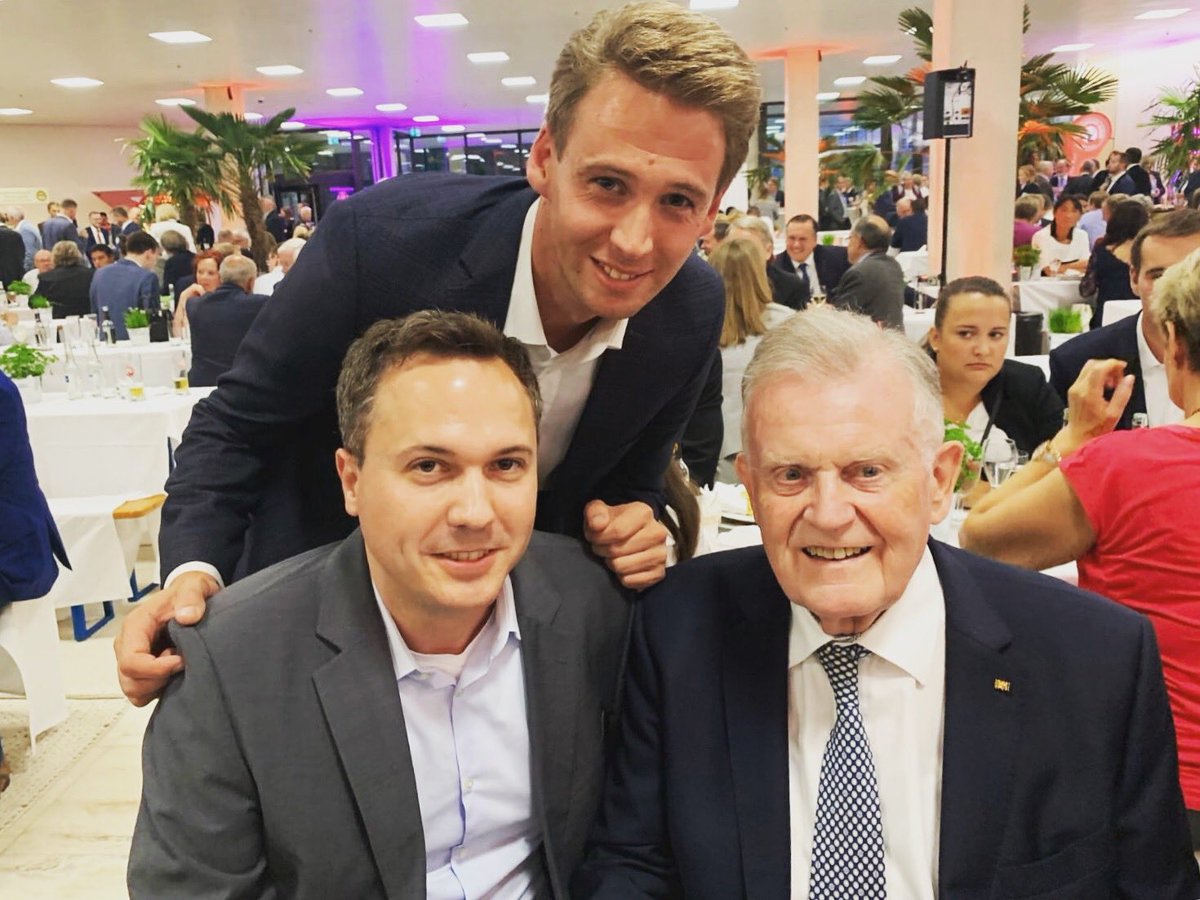 80 Jahre Erwin Teufel! #einmannwieeinland #badenwürttemberg #erwinteufel  <a href="/CDU_BW/">CDU Baden-Württemberg</a> <a href="/CDU_FraktionBW/">CDU-Landtagsfraktion Baden-Württemberg</a>