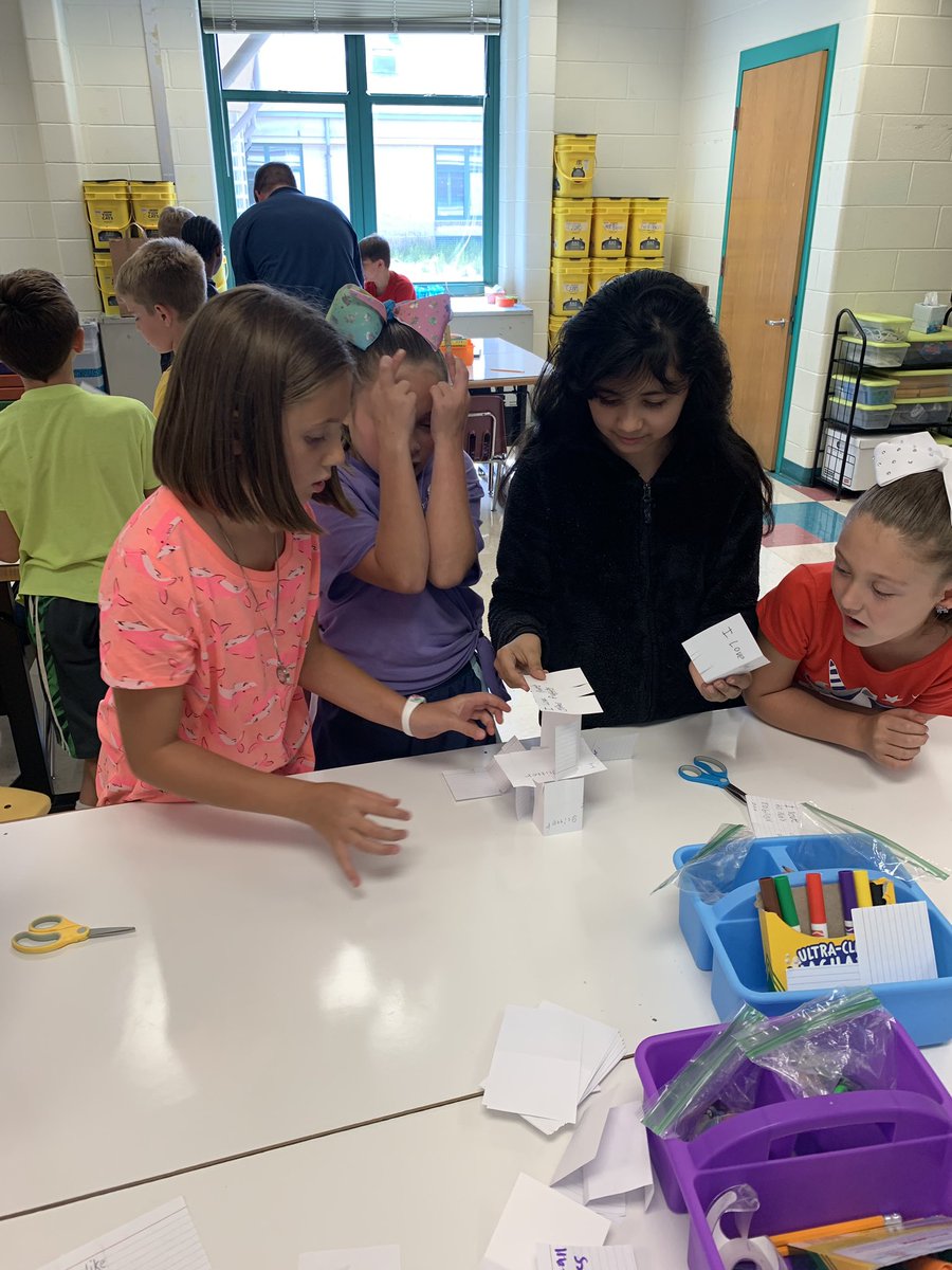 sharkhappenings's tweet image. 4th Grade Sharks building community and towers in STEAM! Students wrote something about themselves on index cards then built with teammates who had something in common! #sharkSTEAM #oneccps @ccpsinfo #asesbettertogether