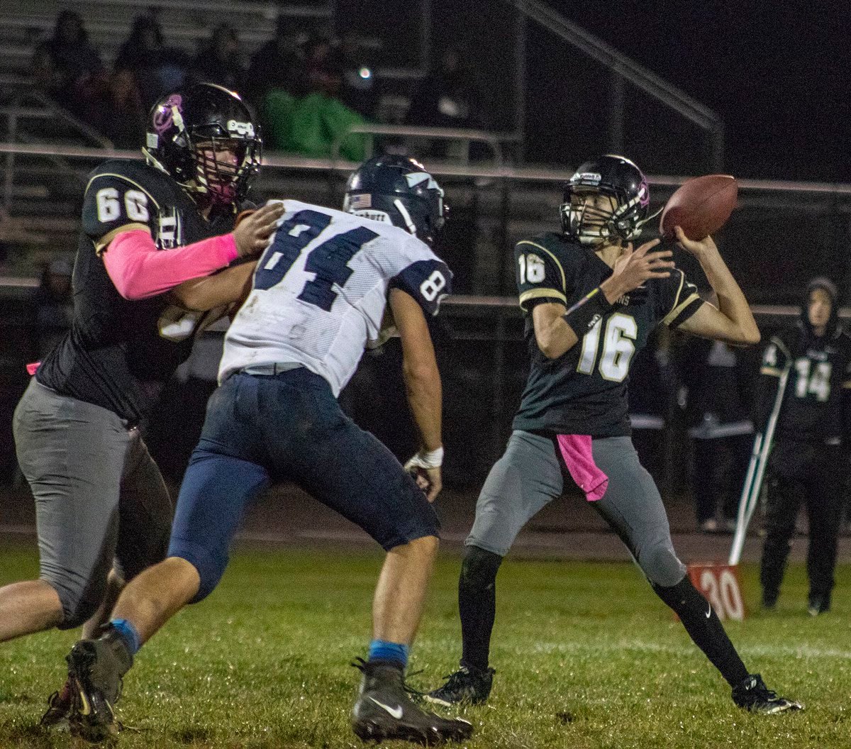 ThayerCentralFB's tweet photo. Since it's Homecoming, the seniors have decided we need to look our best Friday night. Time to break out the #BattleGray. #ReadyForBattle #CarryYourShield https://t.co/0W4t9KtyZH