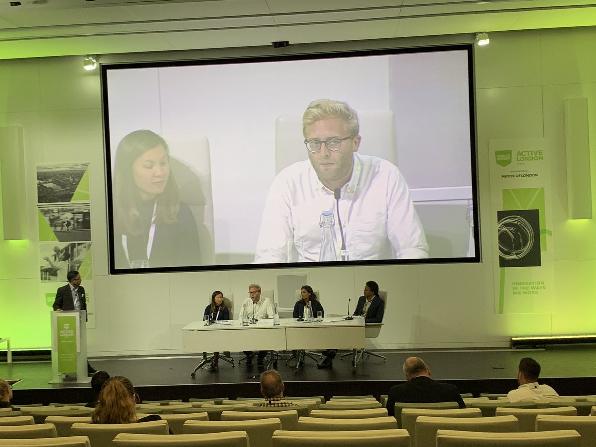 RLM_Dan's tweet photo. From the speakers, only the guy from @YouTube didn’t have a video to show.  #activelondon #ironic #london #sport @LondonSport https://t.co/t5jBtvFFgy