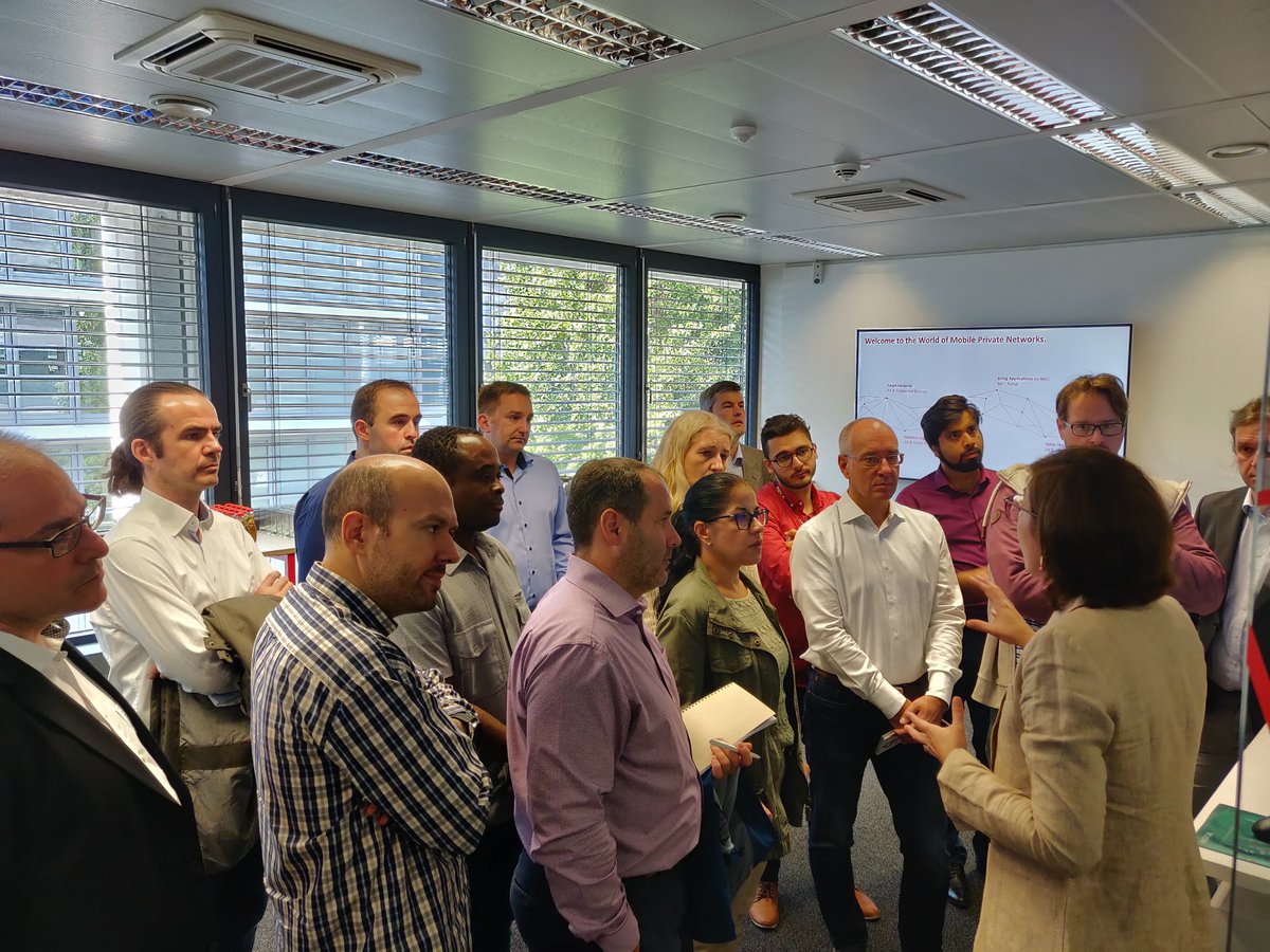 MartinBeltrop's tweet photo. Pleased to open the #5G CoLab on the @vodafone_de campus in #Duesseldorf with @m_grabowski_ . @nokiaindustries shows a series of industrial #5G #usecases. I expect interesting discussions and tons of valuable feedback and insights. #IR40 https://t.co/TdaaIH6eVD