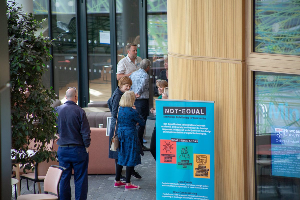 notequaltech's tweet photo. Thanks to everyone who attended and presented at our awards event!
So many varied ideas from different looks at the gig economy π©ββοΈto LARPing as a bee to learn about #blockchain and food systems.π
#notequaltech
Read more about the projects: https://t.co/Rxvgd8Y8KB https://t.co/1infcSHfn5