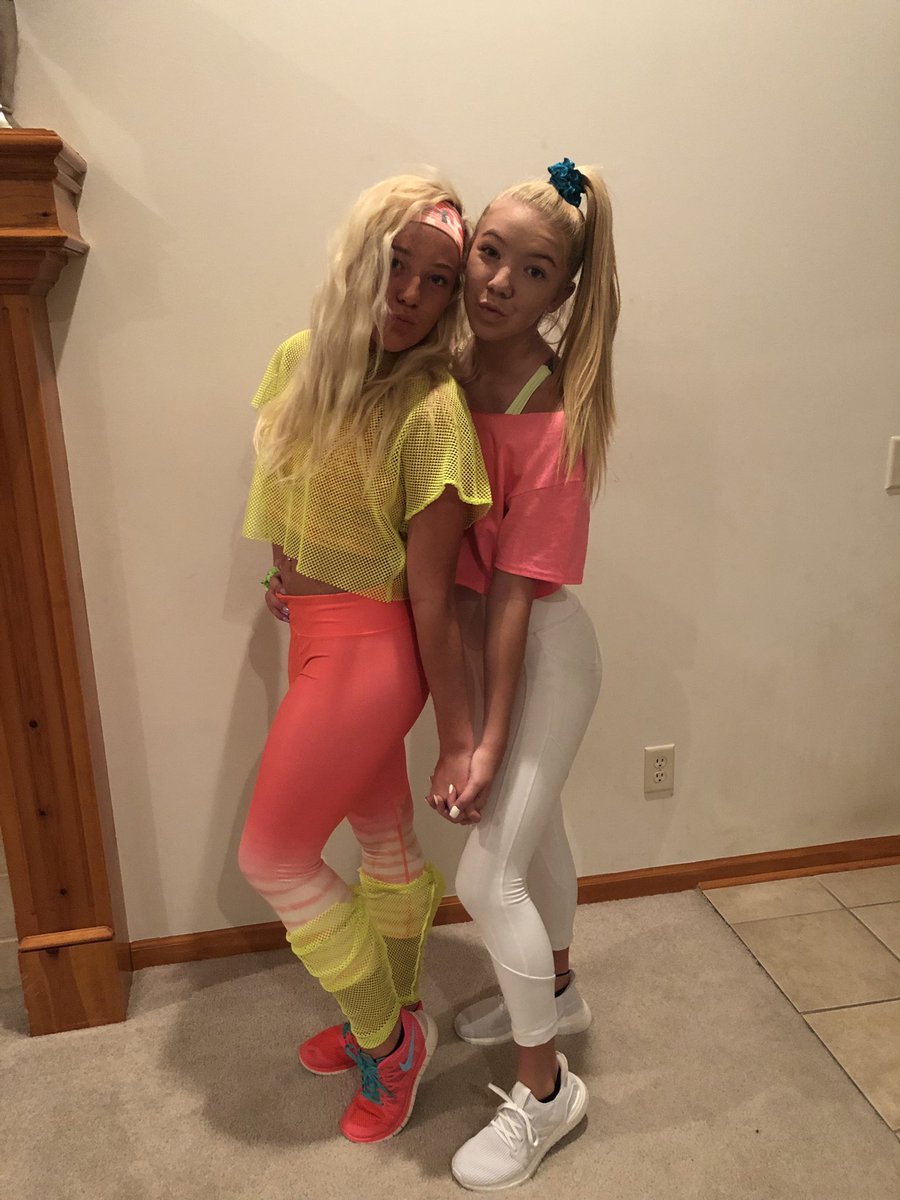 BrylieGoff's tweet photo. Join us for our jazzercise class @ 6:00 to learn how to win the spirt gnome #phshoco19 @SOUTH_STUCO https://t.co/ItDNkLTOep