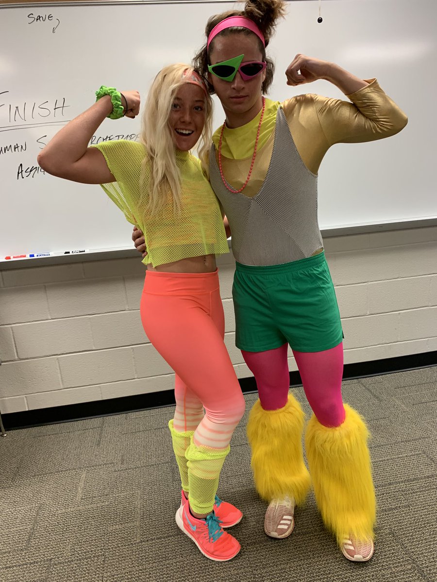 BrylieGoff's tweet photo. Join us for our jazzercise class @ 6:00 to learn how to win the spirt gnome #phshoco19 @SOUTH_STUCO https://t.co/ItDNkLTOep
