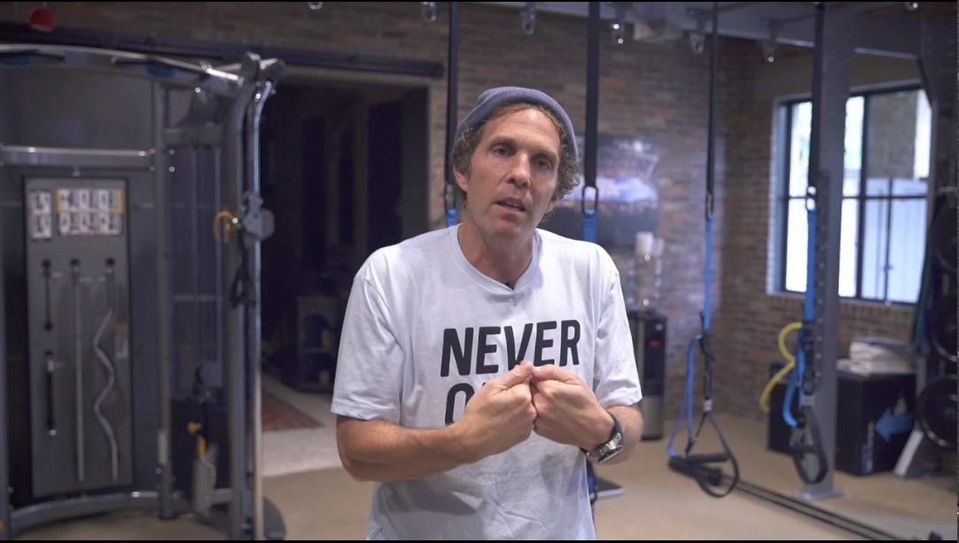 mattdelong90's tweet image. Gotta love this guy, ultra races &amp;amp; endurance events, such a champ 🏆, great model to us middle-age guys that you are only as old as you feel. #bylr #fruitTilNoon