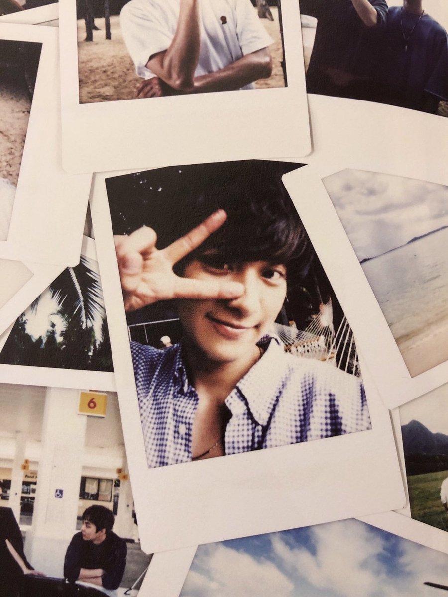 chanyeol pics tweet media