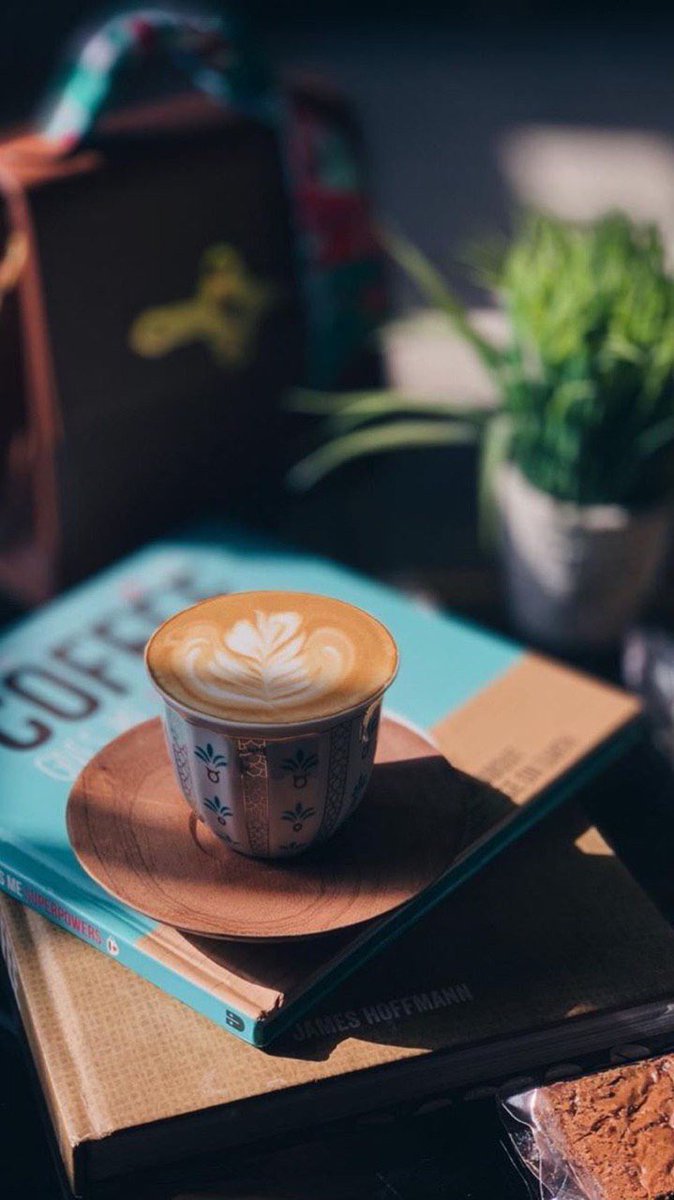 ⠀⠀⠀⠀➝ ♥️♥ 

 #اليوم_العالمي_للقهوه

إعتدلوا فِي كل شيء إلا في حُب القهوة تمادوا ☕

#مساء_الخير

⠀⠀⠀