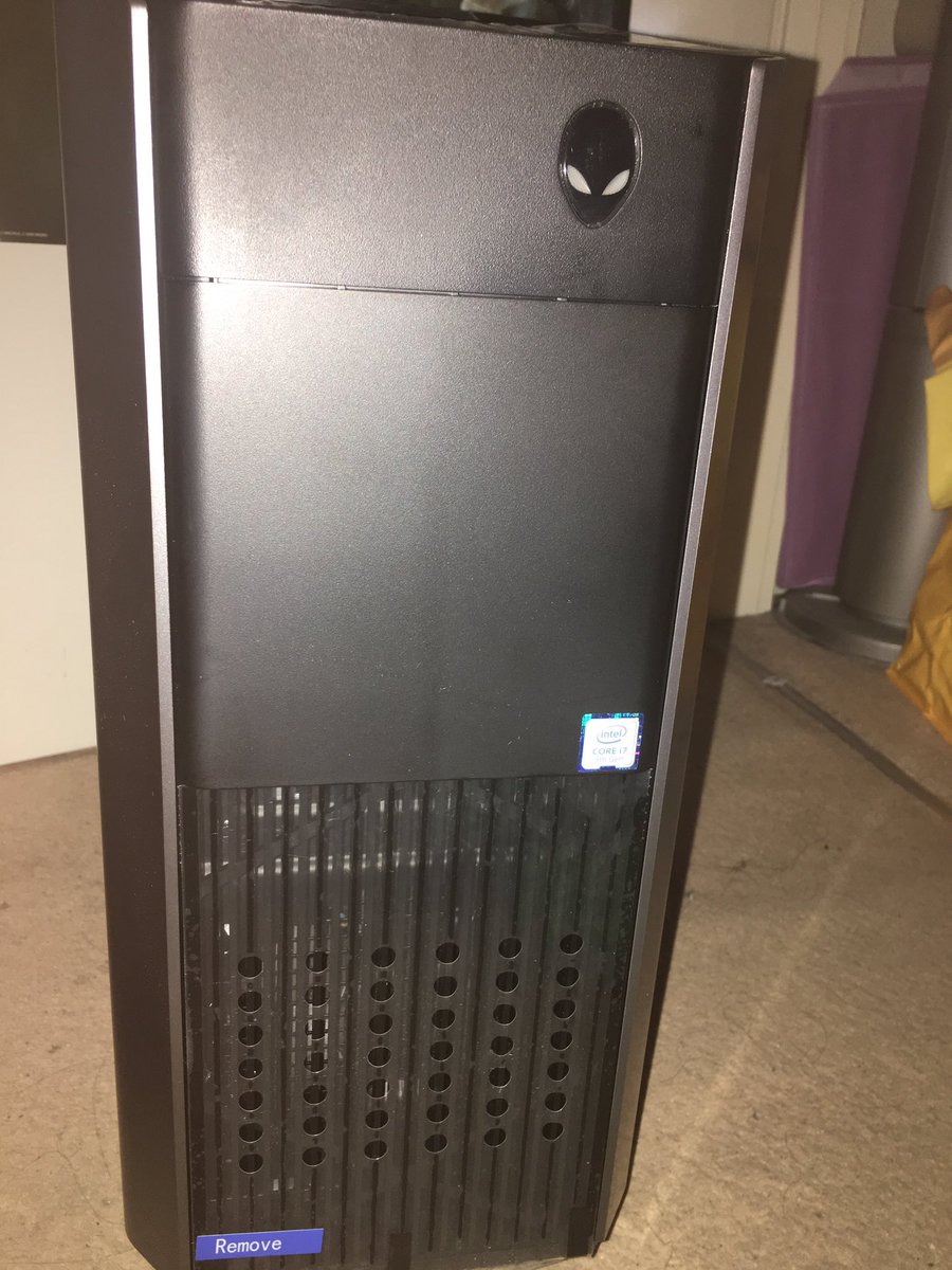 evllllll's tweet photo. Wow😯 Many thanks again to @MisfitsGG &amp; @Alienware , this PC is out of this world!!👽❤️ https://t.co/M96UCDDj3f
