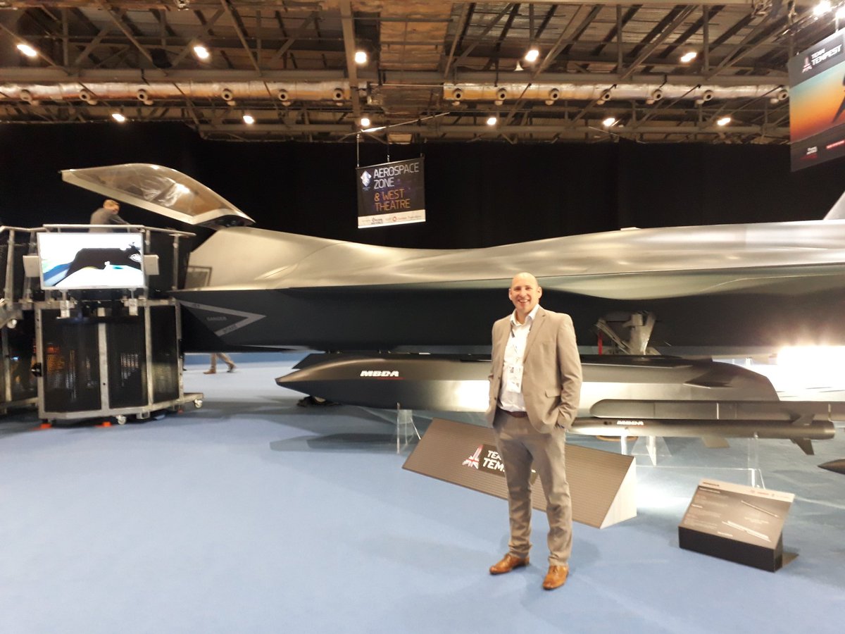 ARMrecruitment's tweet photo. Day one at #DSEI and the team certainly seem to be enjoying themselves! If you're around and want to talk about careers or resource, head over to stand S7-272.
@DSEI_event #defence #defencerecruitment https://t.co/i3jrQm0fCO