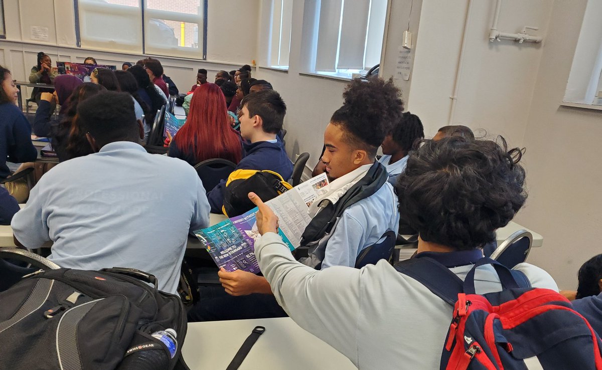 SAS seniors considering NYU as an option for college. <a href="/SyracuseAcademy/">Syracuse Academy of Science</a> #SASAtoms