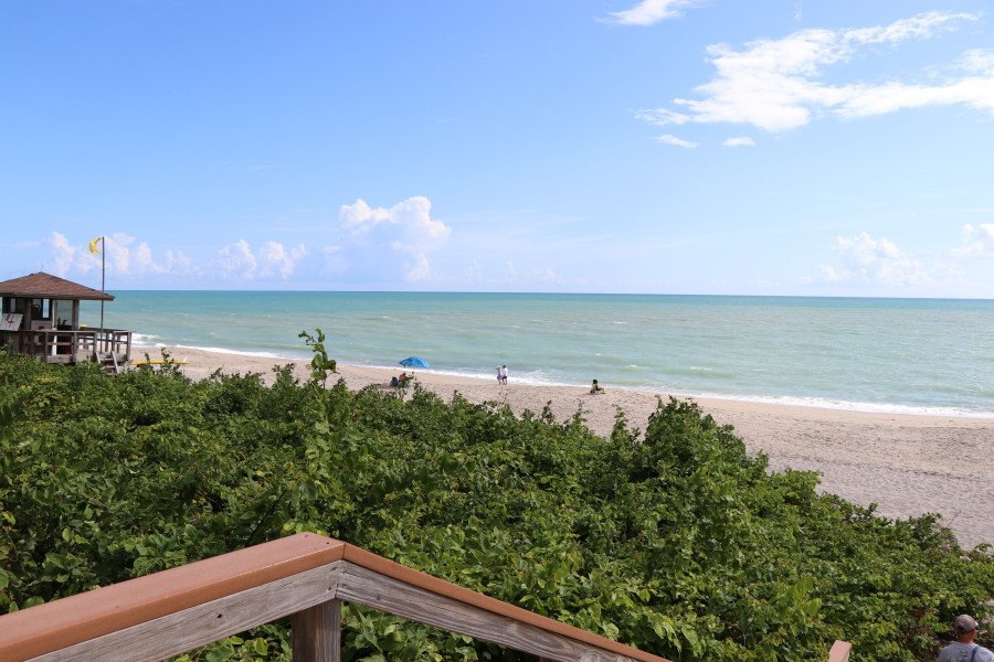 JupiterSurf's tweet image. Juno Pier Surf Report 9-10-19 10:15am ift.tt/2ZRBmZl